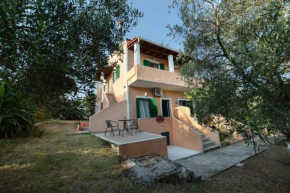 Corfiot Holiday Home with seaviews to Halikounas Beach